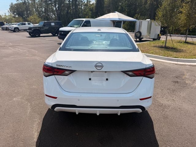 Used 2025 Nissan Sentra SV FWD image 14