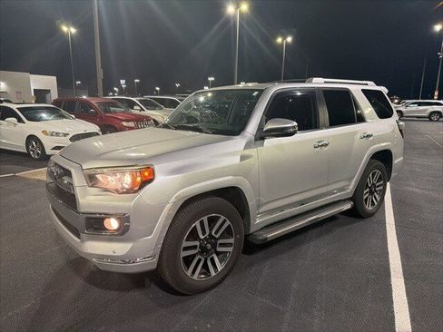 Used 2016 Toyota 4Runner Limited image 2