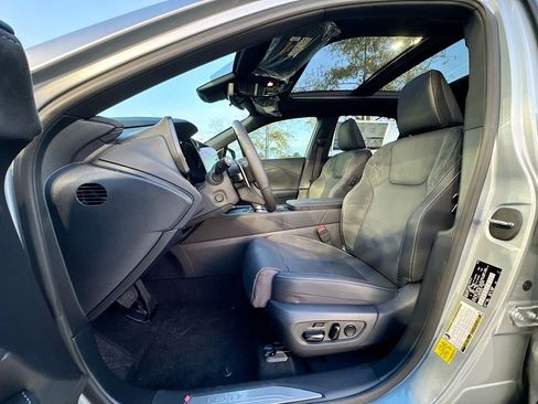 New 2026 Lexus RX 450h AWD image 19