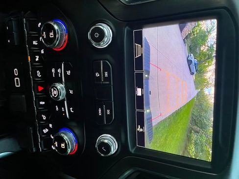 Used 2020 GMC Sierra 2500 AT4 w/ AT4 Premium Package AWD/4WD image 2
