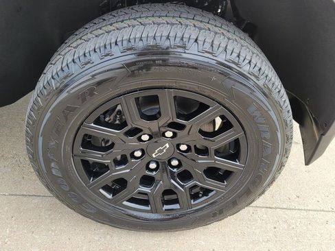 New 2026 Chevrolet Colorado W/T image 5