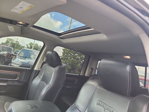 Used 2016 RAM 1500 Laramie w/ Convenience Group AWD/4WD image 24