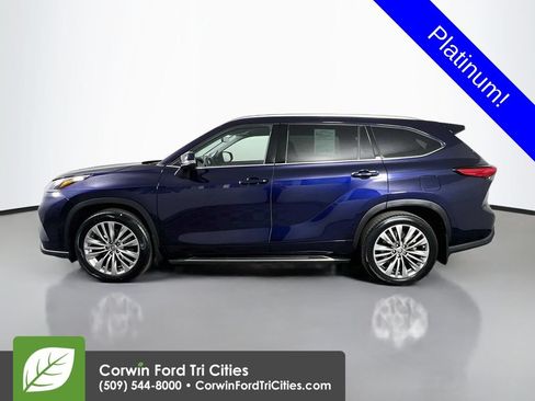 Used 2021 Toyota Highlander Platinum AWD/4WD image 6