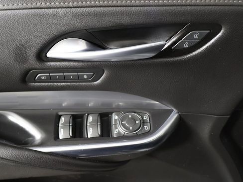 Used 2024 Cadillac XT4 Premium Luxury image 27