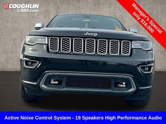 Used 2019 Jeep Grand Cherokee Overland video 2