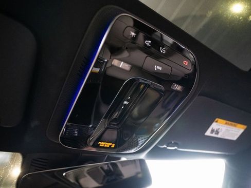 Certified 2025 Mercedes-Benz C 300 4MATIC Sedan image 22