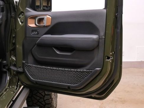 Used 2024 Jeep Wrangler Unlimited Rubicon 392 image 94