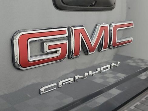 Used 2022 GMC Canyon Elevation w/ Trailering Package AWD/4WD image 7