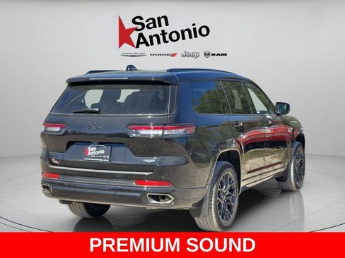 New 2025 Jeep Grand Cherokee L Summit w/ Obsidian Package AWD/4WD image 9