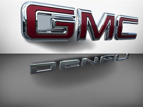 Used 2022 GMC Canyon Denali image 31