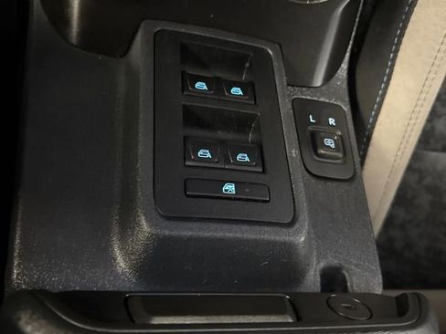 Used 2023 Ford Bronco Wildtrak image 84