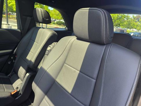Used 2026 Mercedes-Benz GLS 450 4MATIC image 19