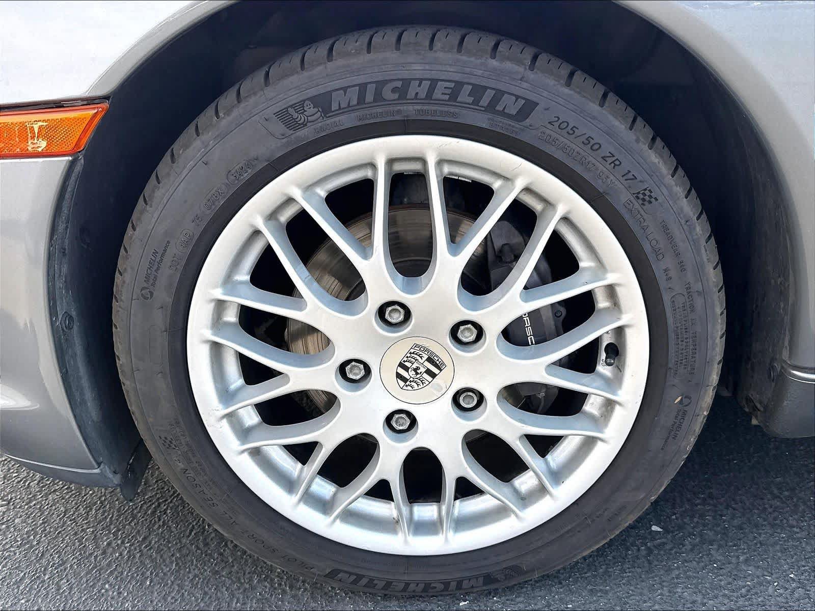 Used 2003 Porsche Boxster RWD image 26
