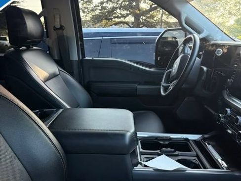Certified 2024 Ford F250 Lariat w/ Lariat Ultimate Package AWD/4WD image 7