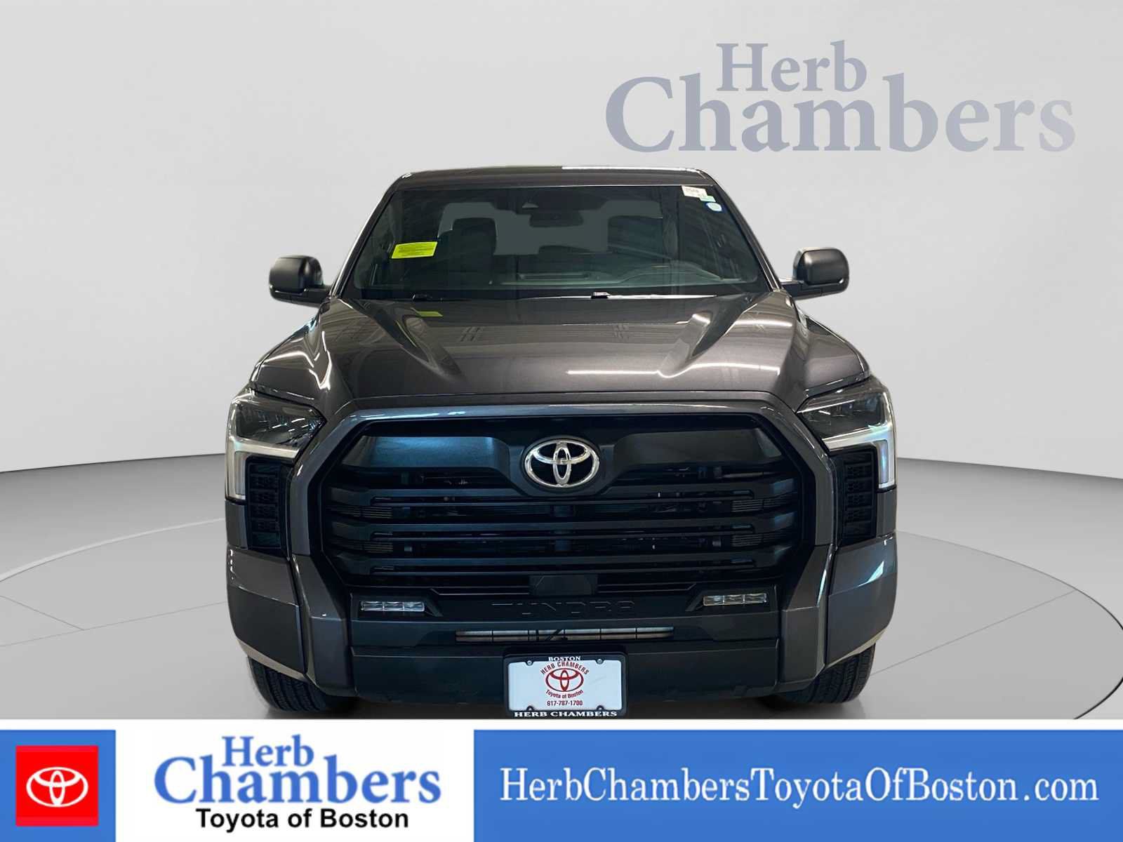 Used 2025 Toyota Tundra SR5 AWD/4WD image 10
