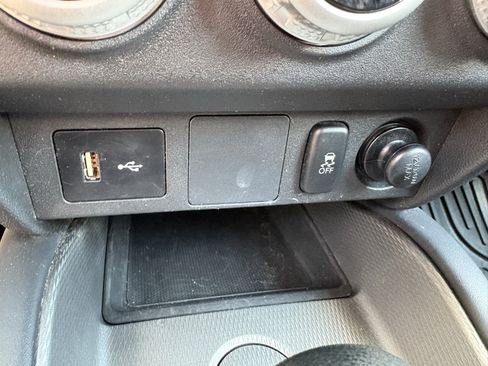 Used 2021 Mitsubishi Outlander Sport ES FWD image 19