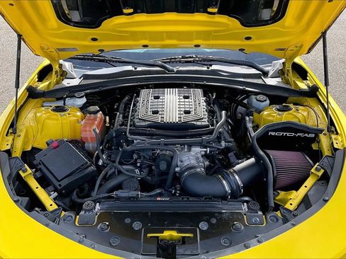 Used 2018 Chevrolet Camaro ZL1 RWD image 33