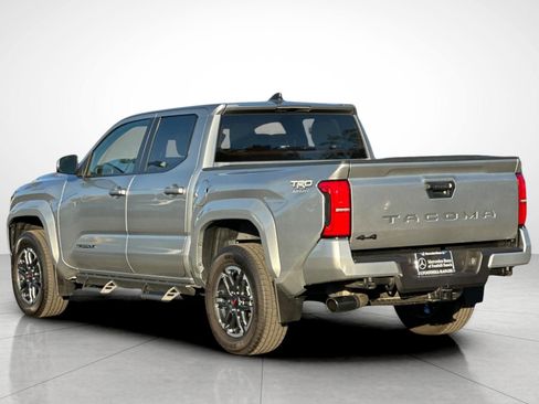 Used 2024 Toyota Tacoma TRD Sport image 13