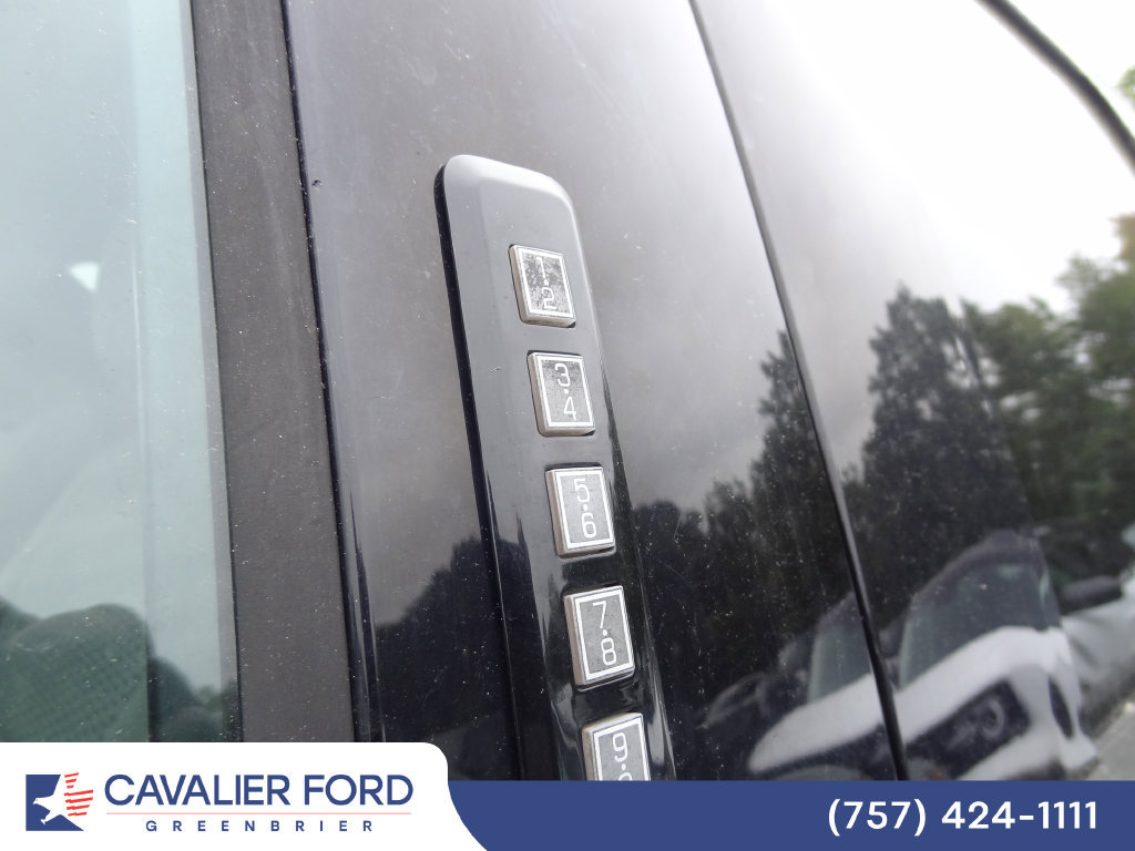 Used 2017 Ford F150 XLT AWD/4WD image 13
