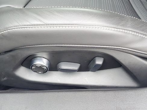 Used 2023 Chevrolet Corvette 3LT w/ Z51 Performance Package image 29