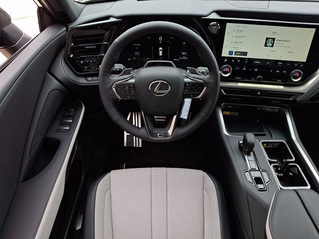 New 2026 Lexus TX 500h AWD image 8