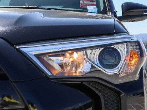 Used 2024 Toyota 4Runner SR5 Premium AWD/4WD image 7