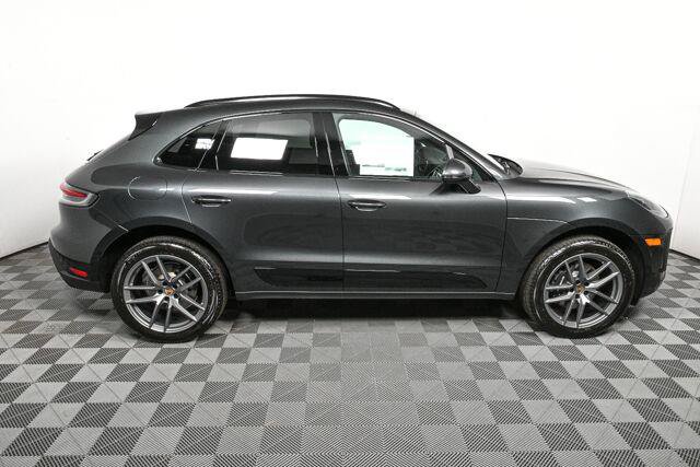 Certified 2026 Porsche Macan AWD/4WD image 28