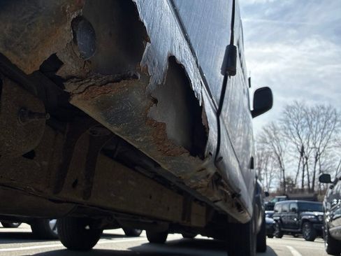 Used 1999 Chevrolet Express 3500 Extended RWD image 34