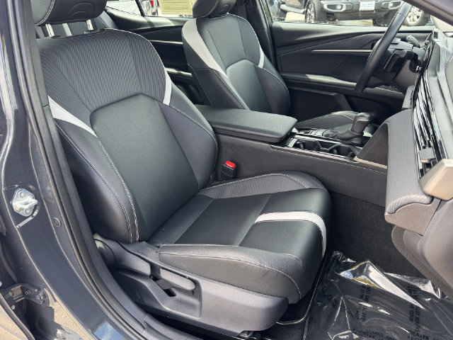 Used 2025 Toyota Camry SE FWD image 10