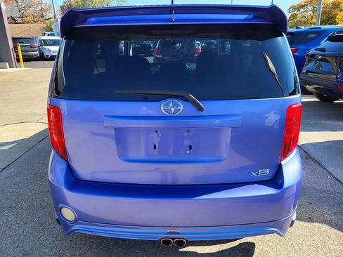 Used 2010 Scion xB image 5