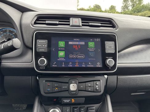 Used 2025 Nissan Leaf SV Plus FWD image 18