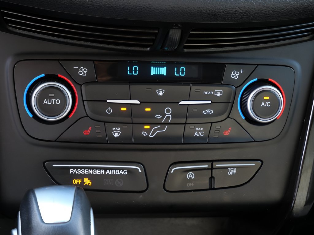 Used 2019 Ford Escape SEL AWD/4WD image 21