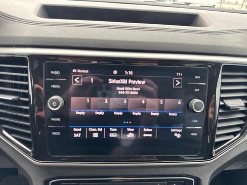 Used 2020 Volkswagen Atlas SEL AWD/4WD image 19
