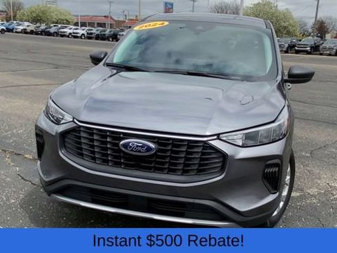 Used 2024 Ford Escape Active image 3