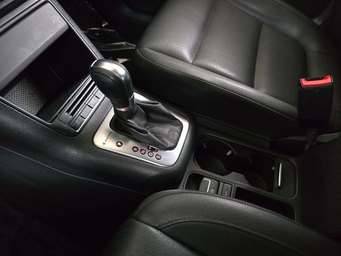 Used 2011 Volkswagen Tiguan SE AWD/4WD image 25