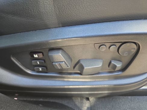 Used 2011 BMW X5 M image 31