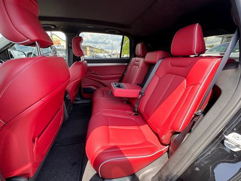 Used 2024 Jeep Wagoneer Launch Edition AWD/4WD image 16