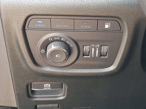 Used 2023 Jeep Grand Cherokee 4WD 4xe image 26