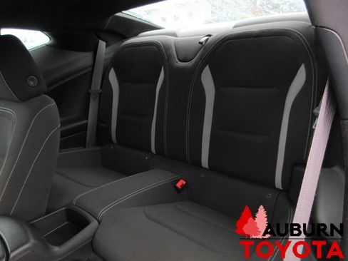Used 2017 Chevrolet Camaro LT w/ RS Package image 21