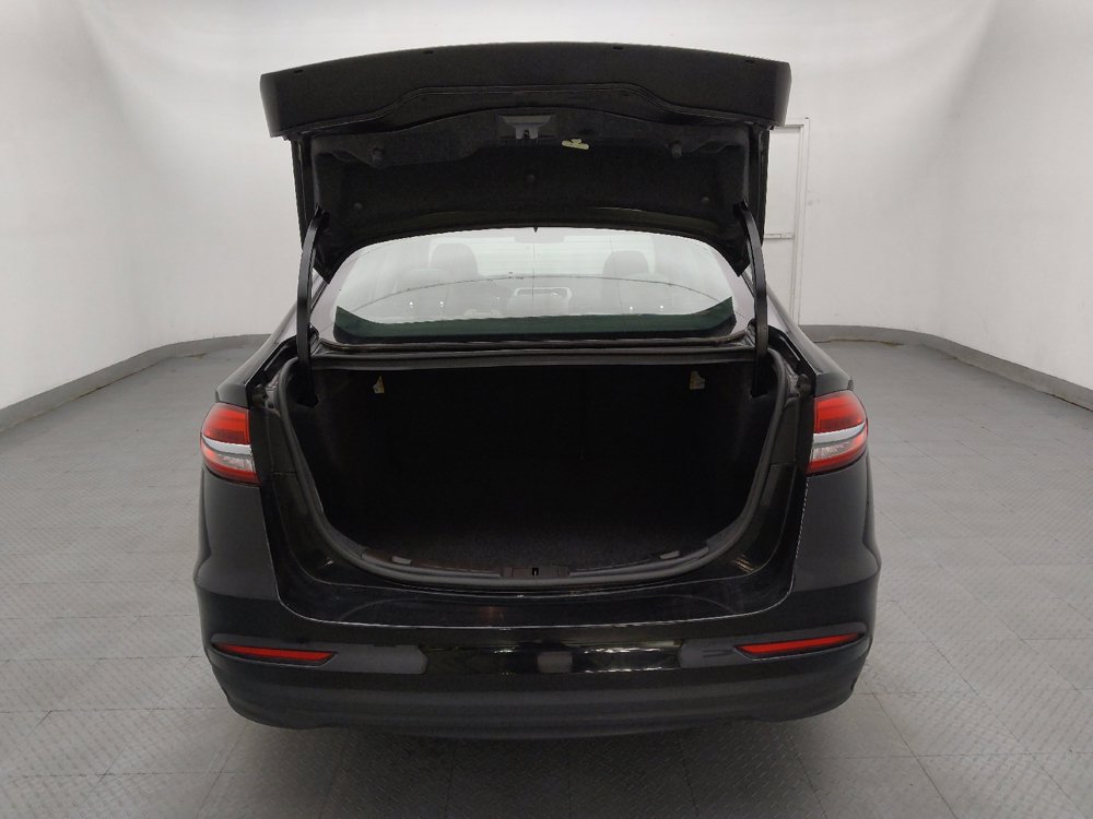 Used 2020 Ford Fusion S FWD image 29