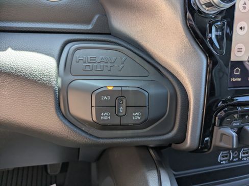 New 2026 RAM 2500 Laramie w/ Night Edition AWD/4WD image 20