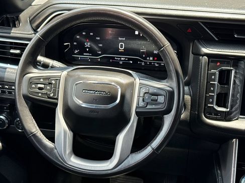 Used 2022 GMC Yukon Denali AWD/4WD image 14
