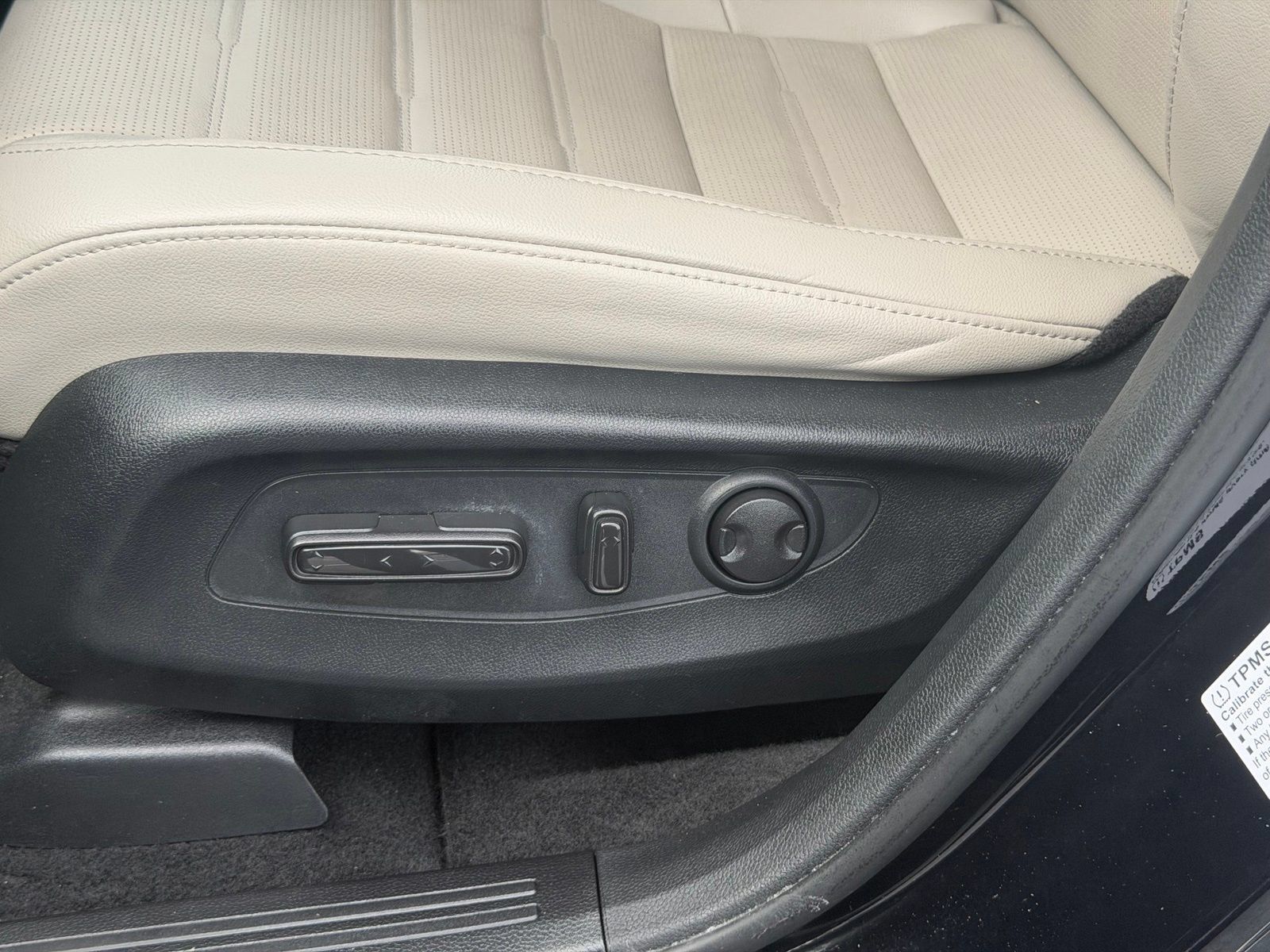 Used 2024 Honda CR-V EX-L image 14