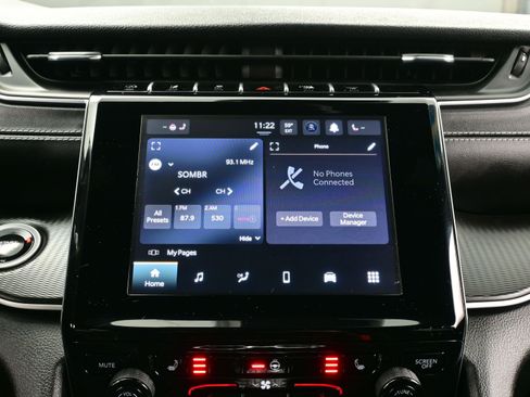 Used 2024 Jeep Grand Cherokee Altitude image 21