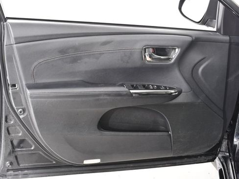 Used 2016 Toyota Avalon XLE FWD image 24