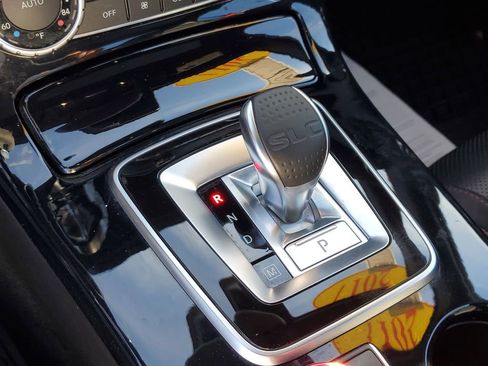 Used 2017 Mercedes-Benz SLC 43 AMG image 30