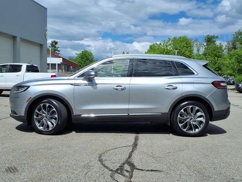 Used 2023 Lincoln Nautilus Reserve w/ Equipment Group 201A AWD/4WD image 2