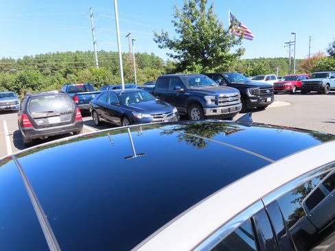 Used 2025 Kia K5 GT-Line w/ GT-Line Premium Package image 10