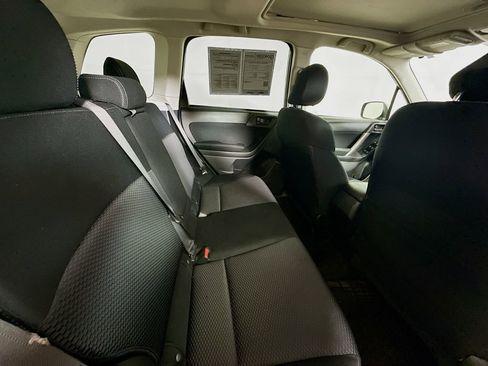 Used 2014 Subaru Forester 2.5i Premium w/ All-Weather Package AWD/4WD image 26