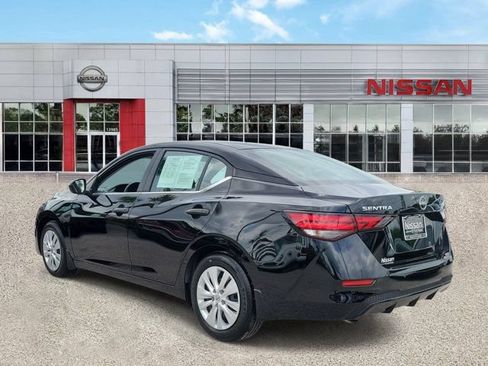 Certified 2025 Nissan Sentra S FWD image 7